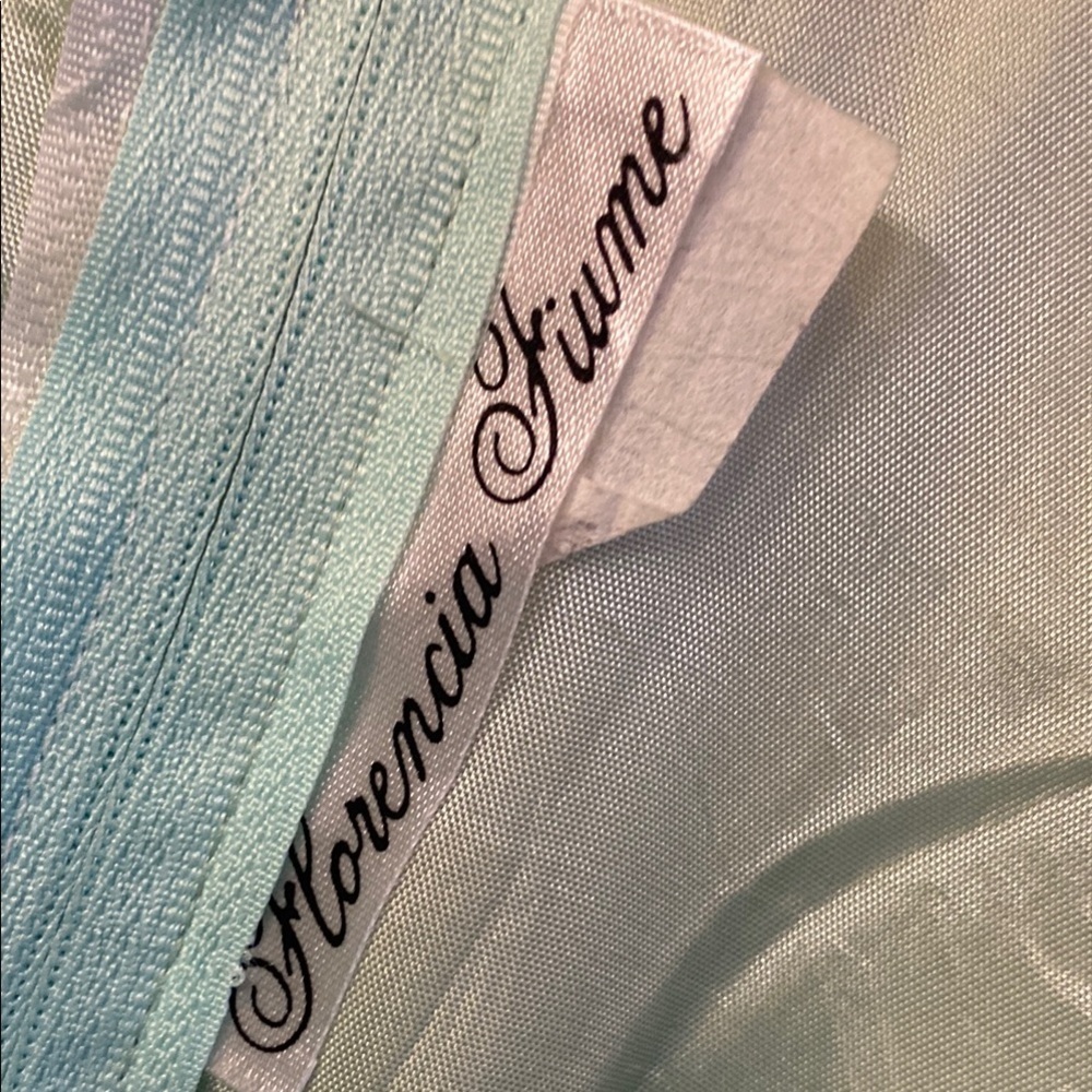 Vintage Mint Green Sleeveless Evening Gown with Lacey Floral Detail Summer Fall - Picture 7 of 9